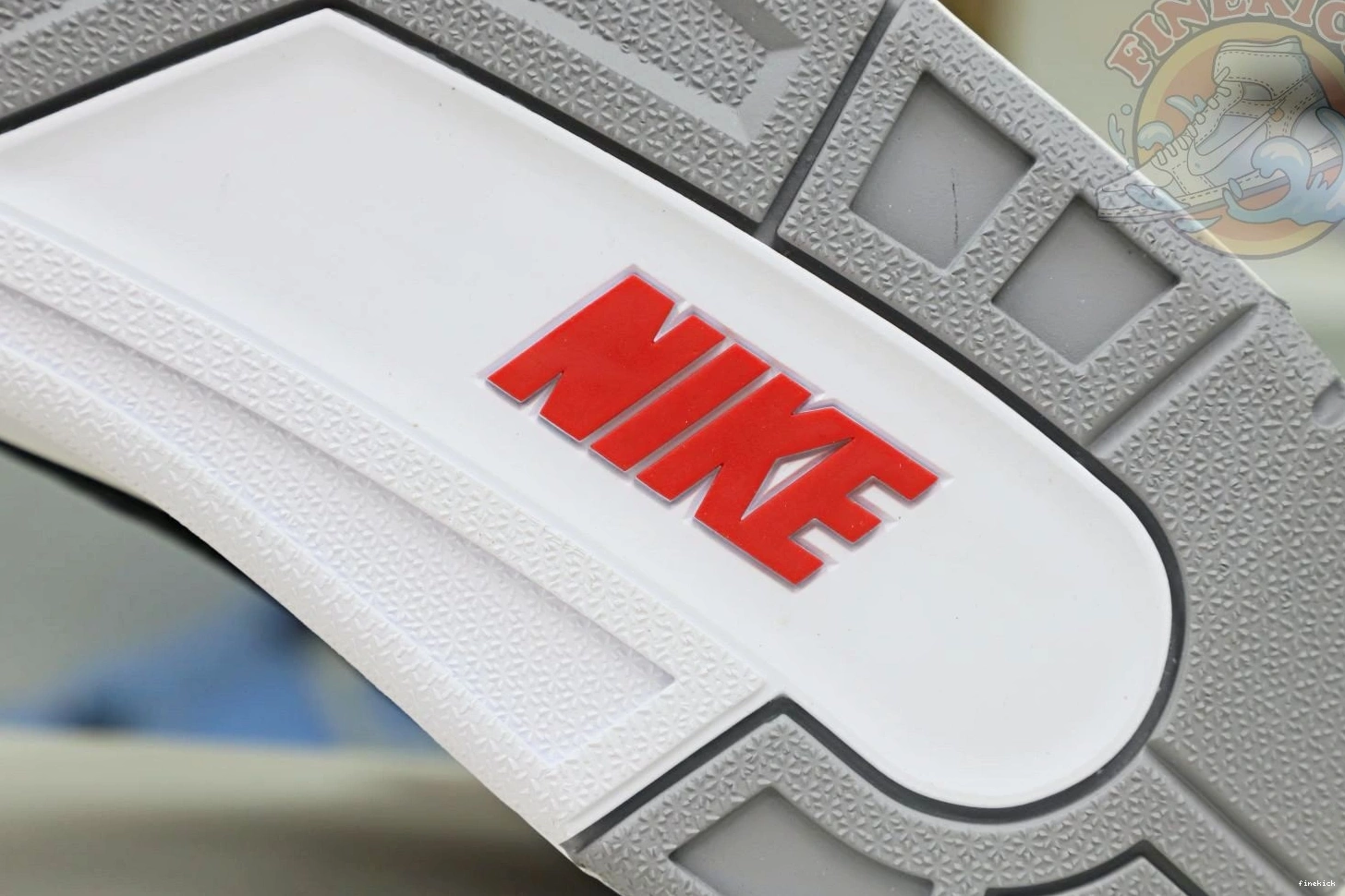 2018（854262-001）  Jordan retro 3 Jordan Air blackcement 0820
